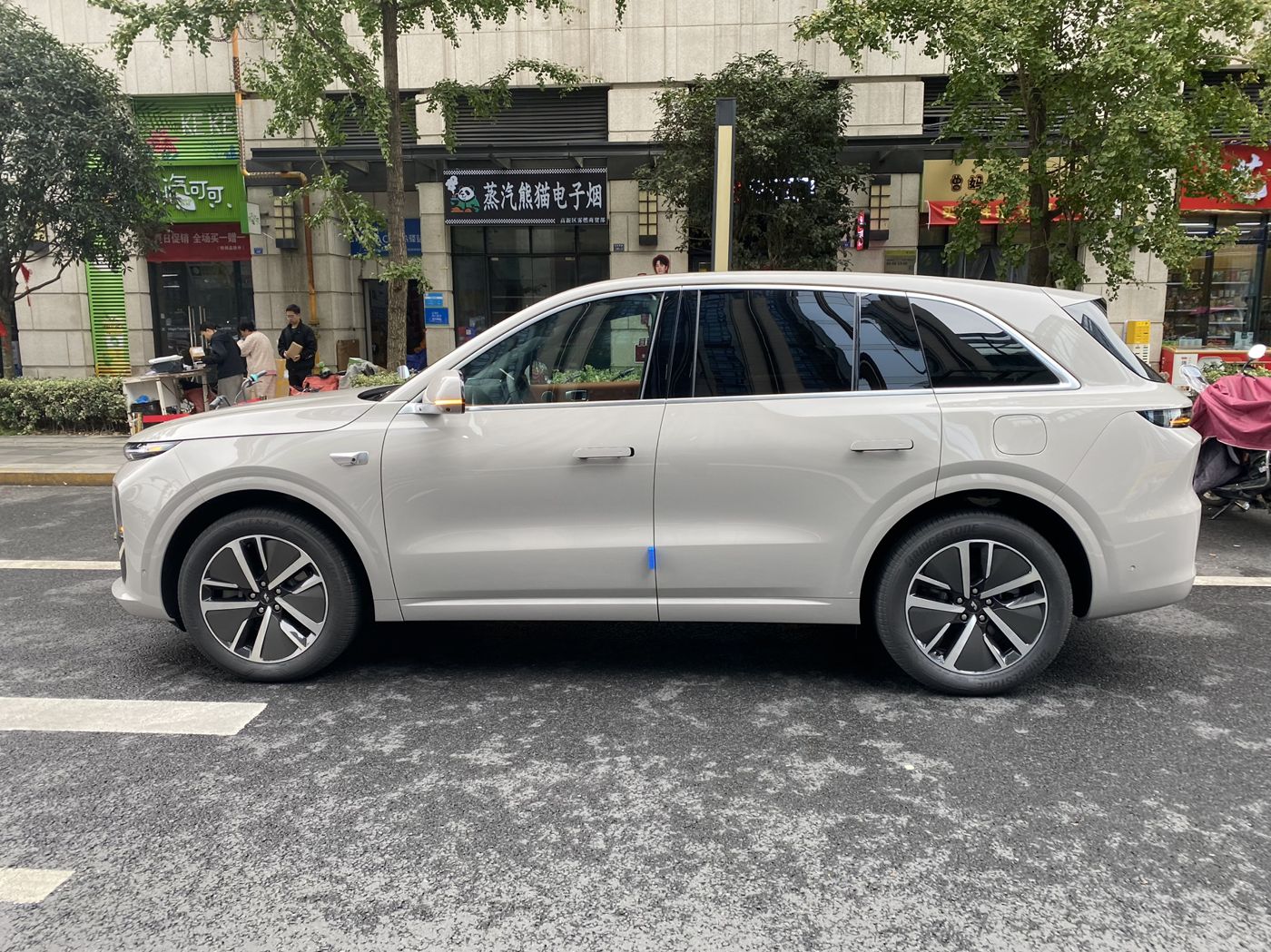 亿万先生MRONE口碑_亿万先生MR汽车